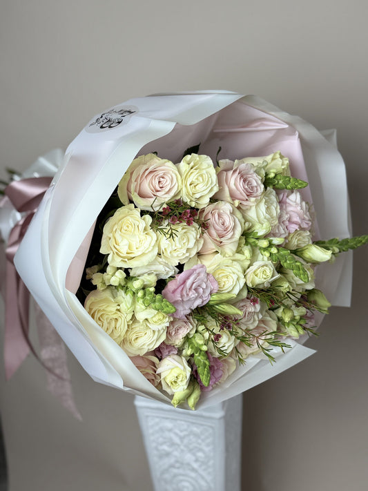 Breeze & Blossom "Small" image 1