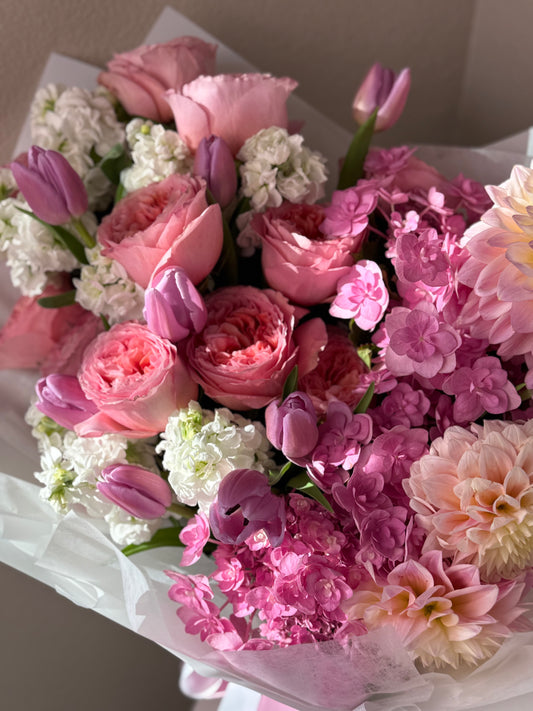 Bloomtide "Medium size" bouquet