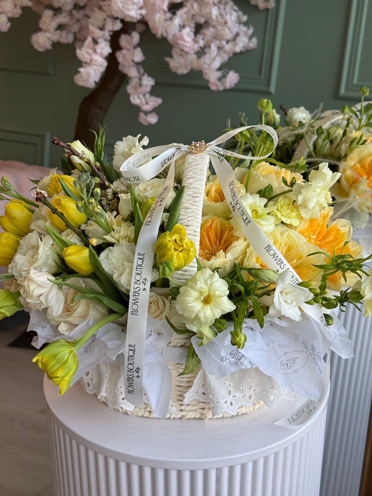 Light and Petals "Medium Size"