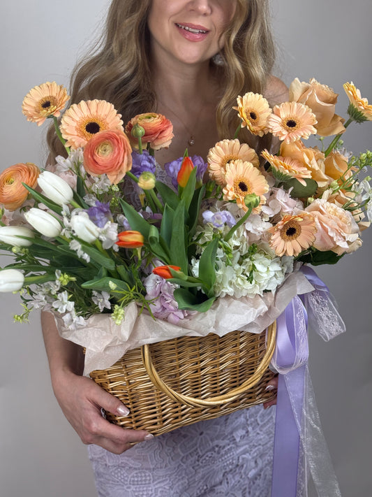 Composition in a basket "Medium" image 1