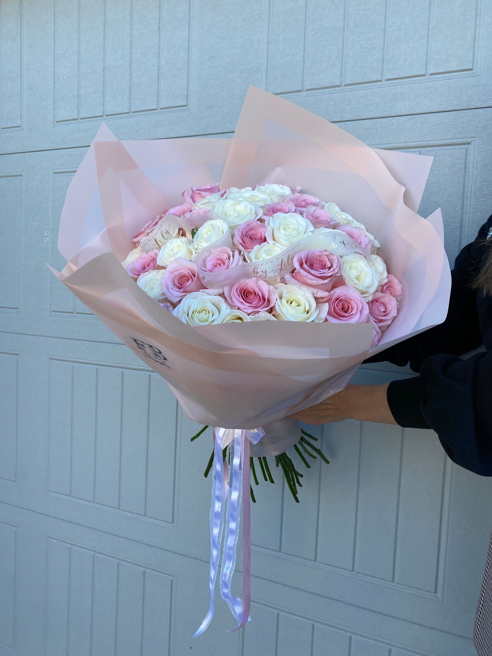 Pinky Roses image 0