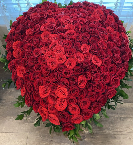 Romantic Radiance of Love image 0