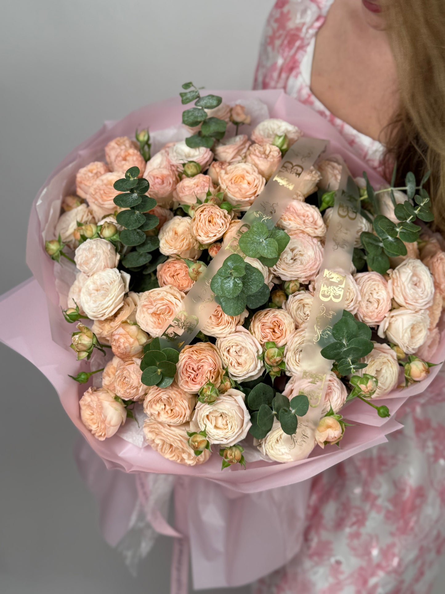Luxury Spray Roses 60cm length "Medium" image 1