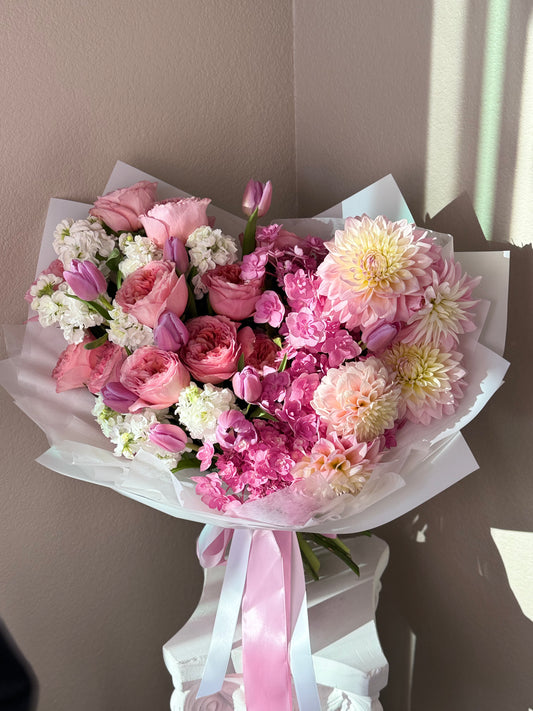 Bloomtide "Medium size" bouquet