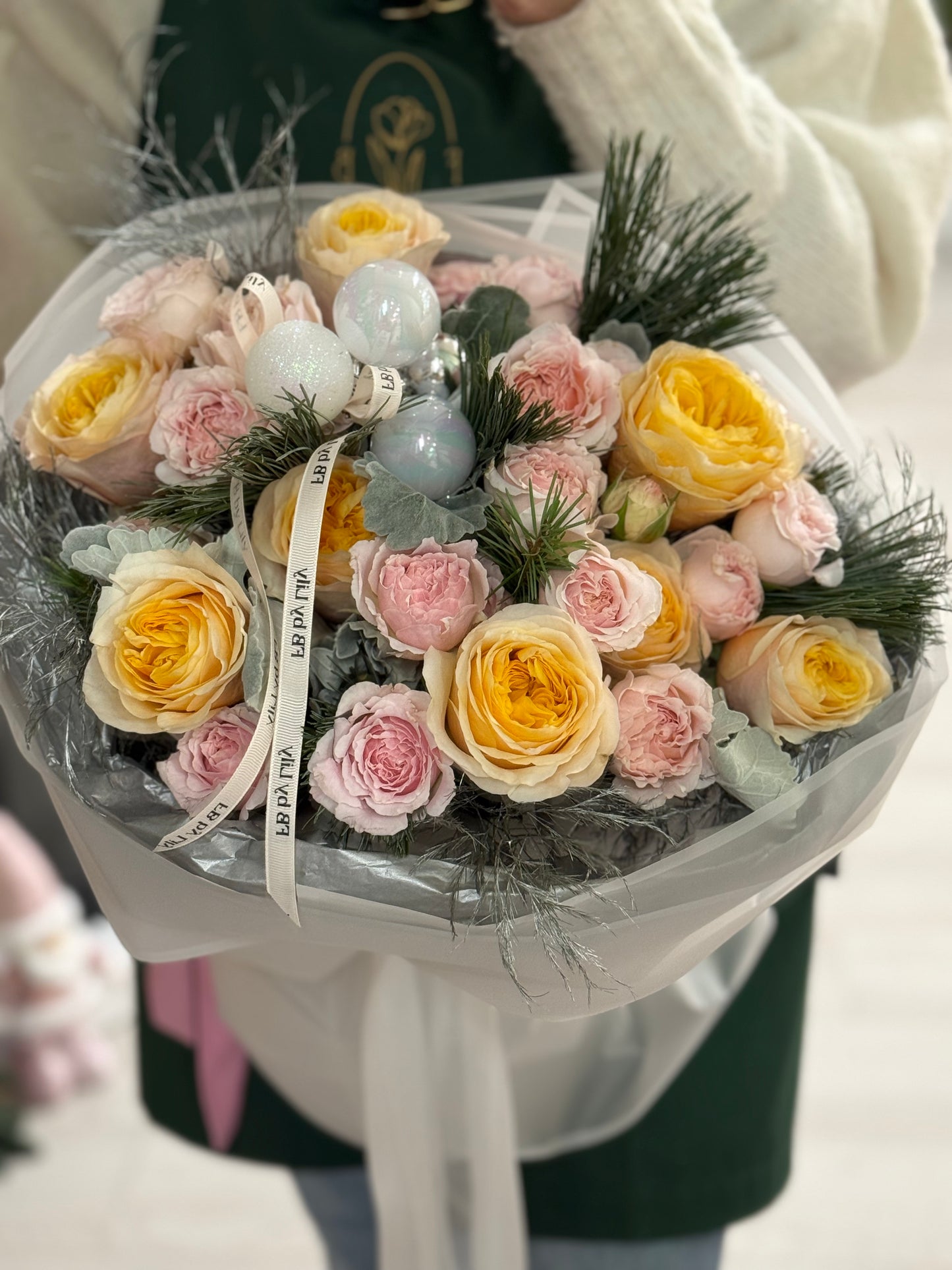 Christmas Bouquet "Medium Size"