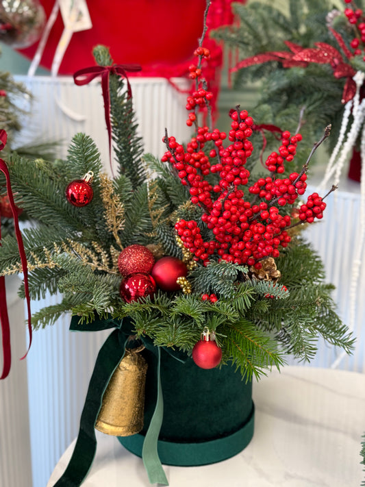 Christmas Arrangement "Medium Size"