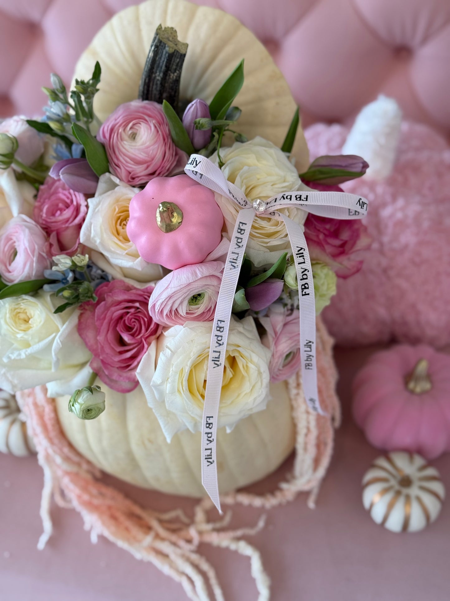 Pumkin Arrangement "White"