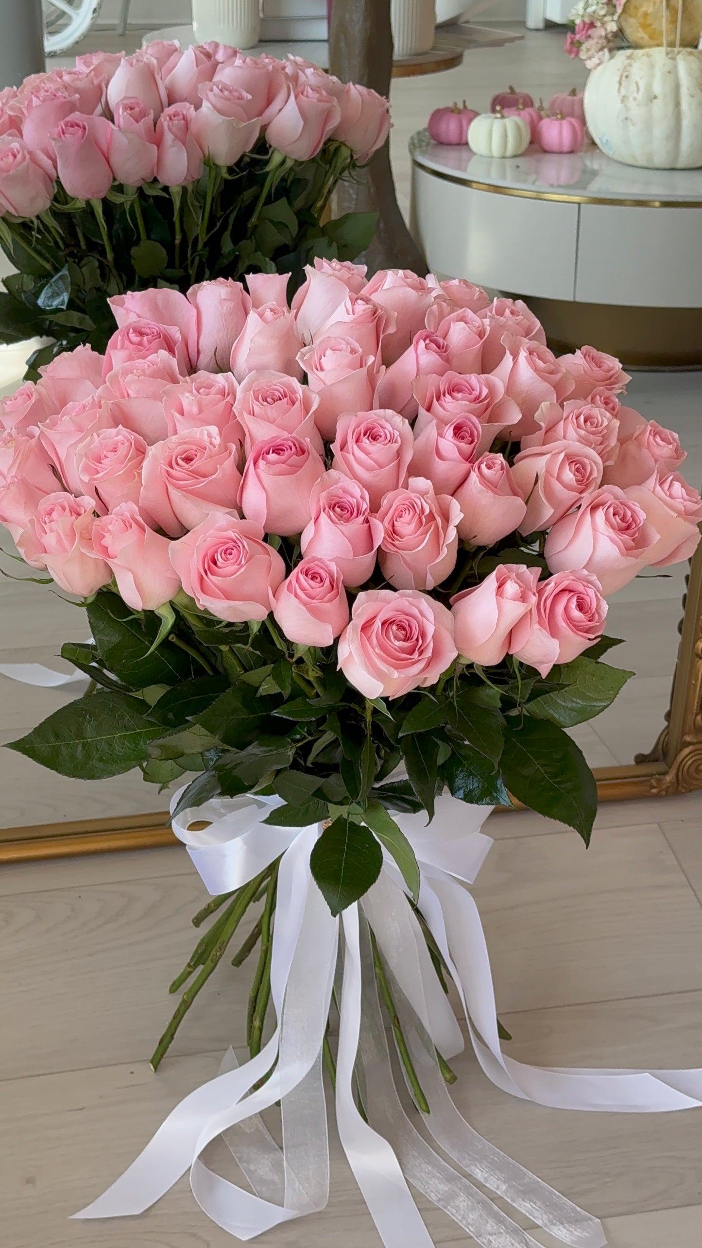 Pink roses Luciano