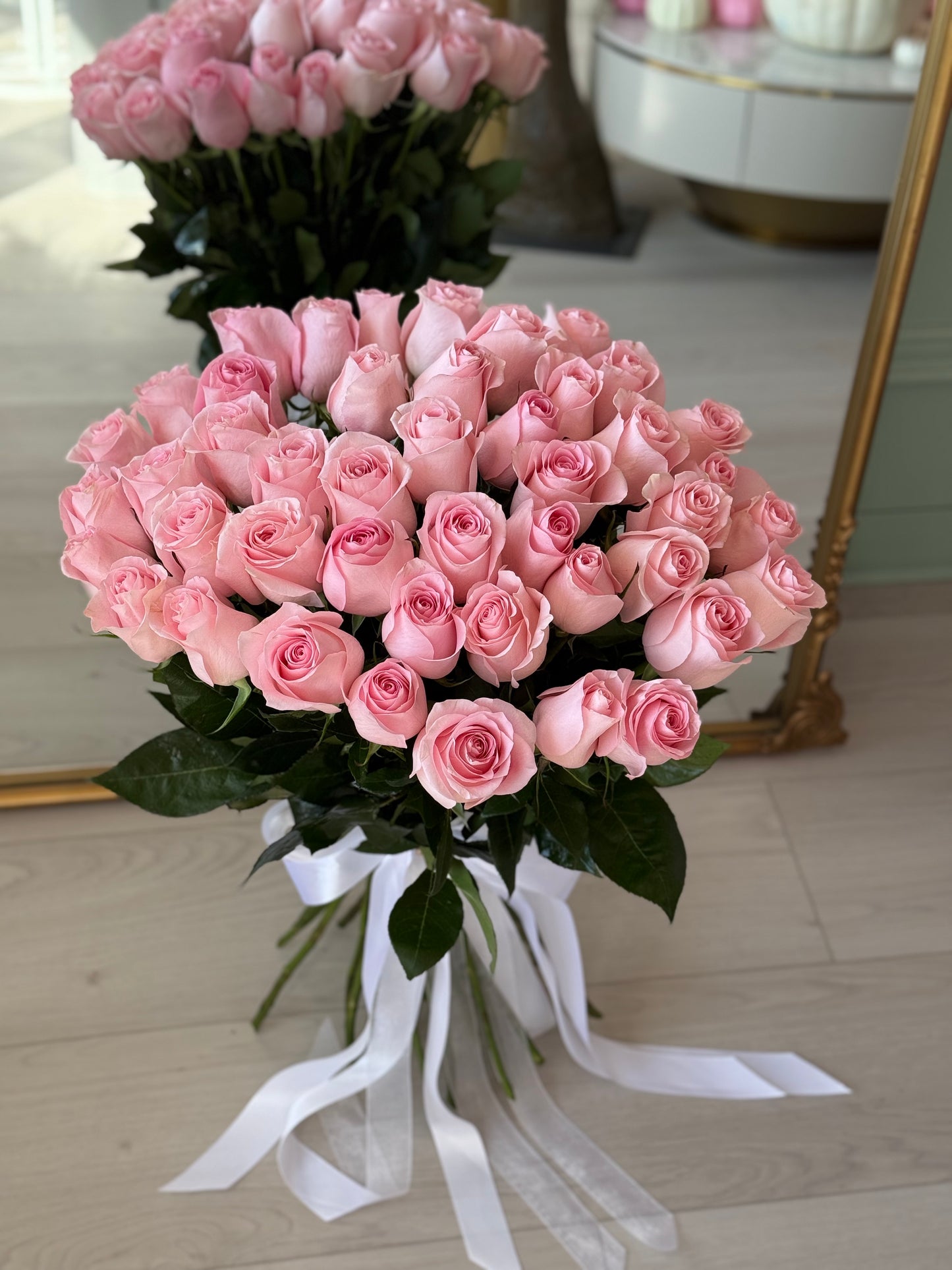 Pink roses Luciano