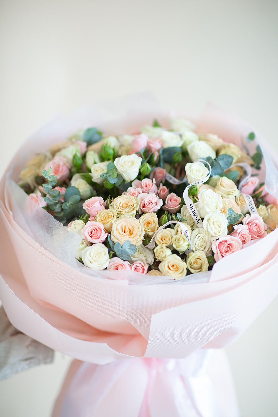 Spray Roses mixed colors palette