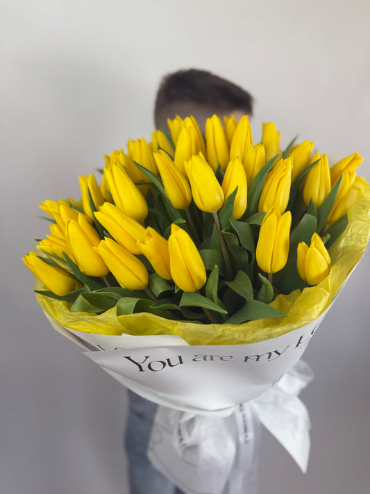 Tulips bouquet 60 steams image 0